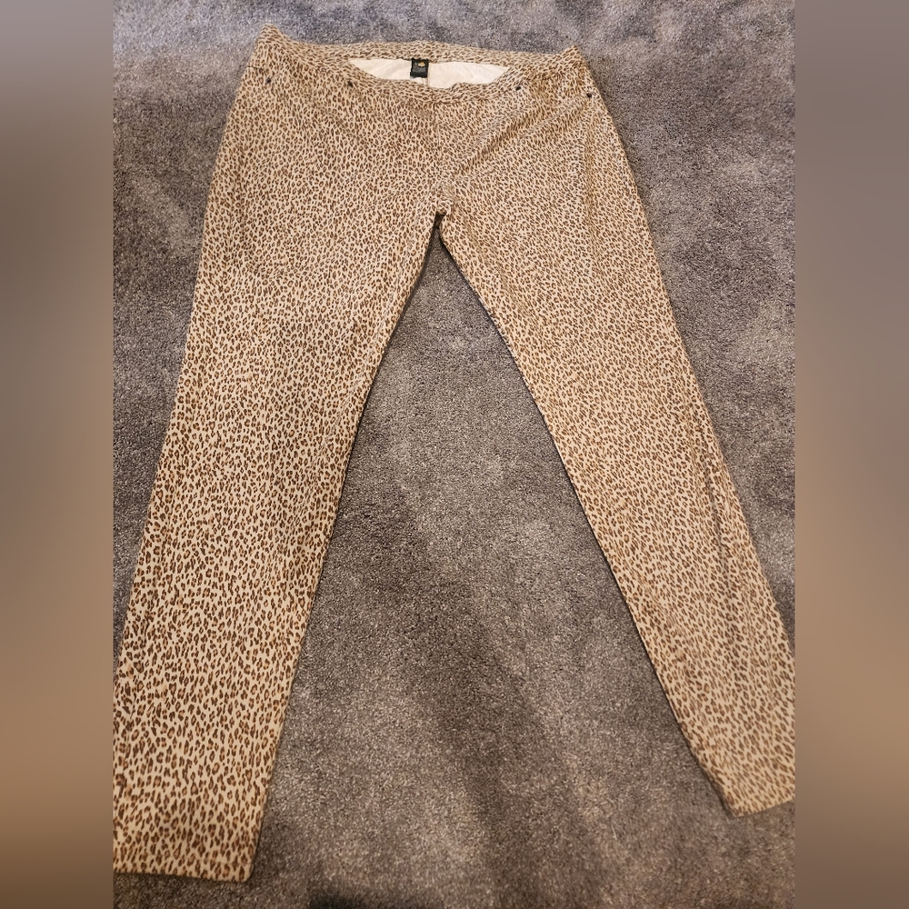 June & Daisy leopard print pants